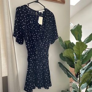 Polka dot dress with belt for waist